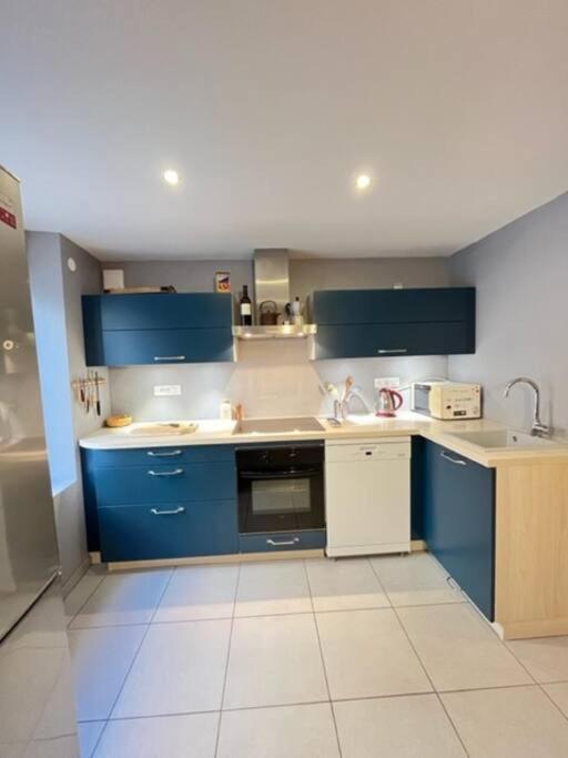 Le Grenier A Sel - Reims Apartment Luaran gambar