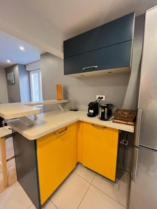 Le Grenier A Sel - Reims Apartment Luaran gambar